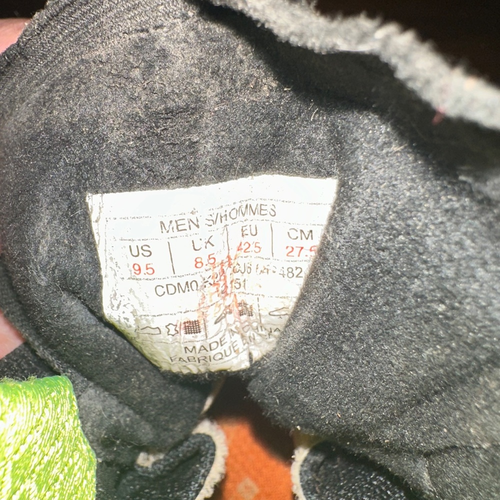 North Face Hiking Boots 9.5 - Picture 13 of 15